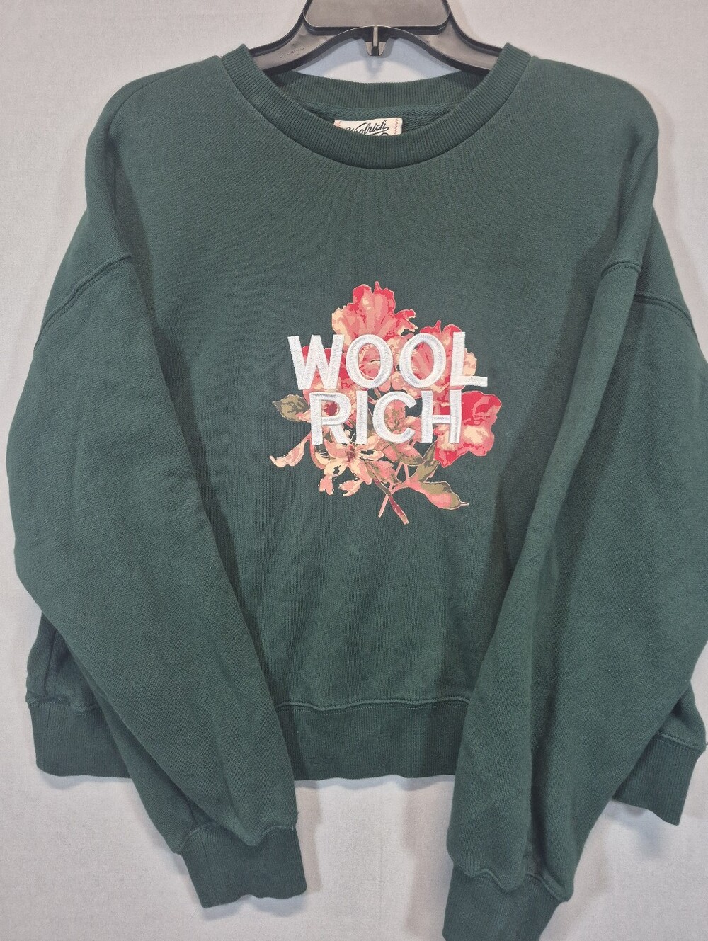 Woolrich Women's Green Floral Embroidered Logo Crewneck Sweatshirt Size Large